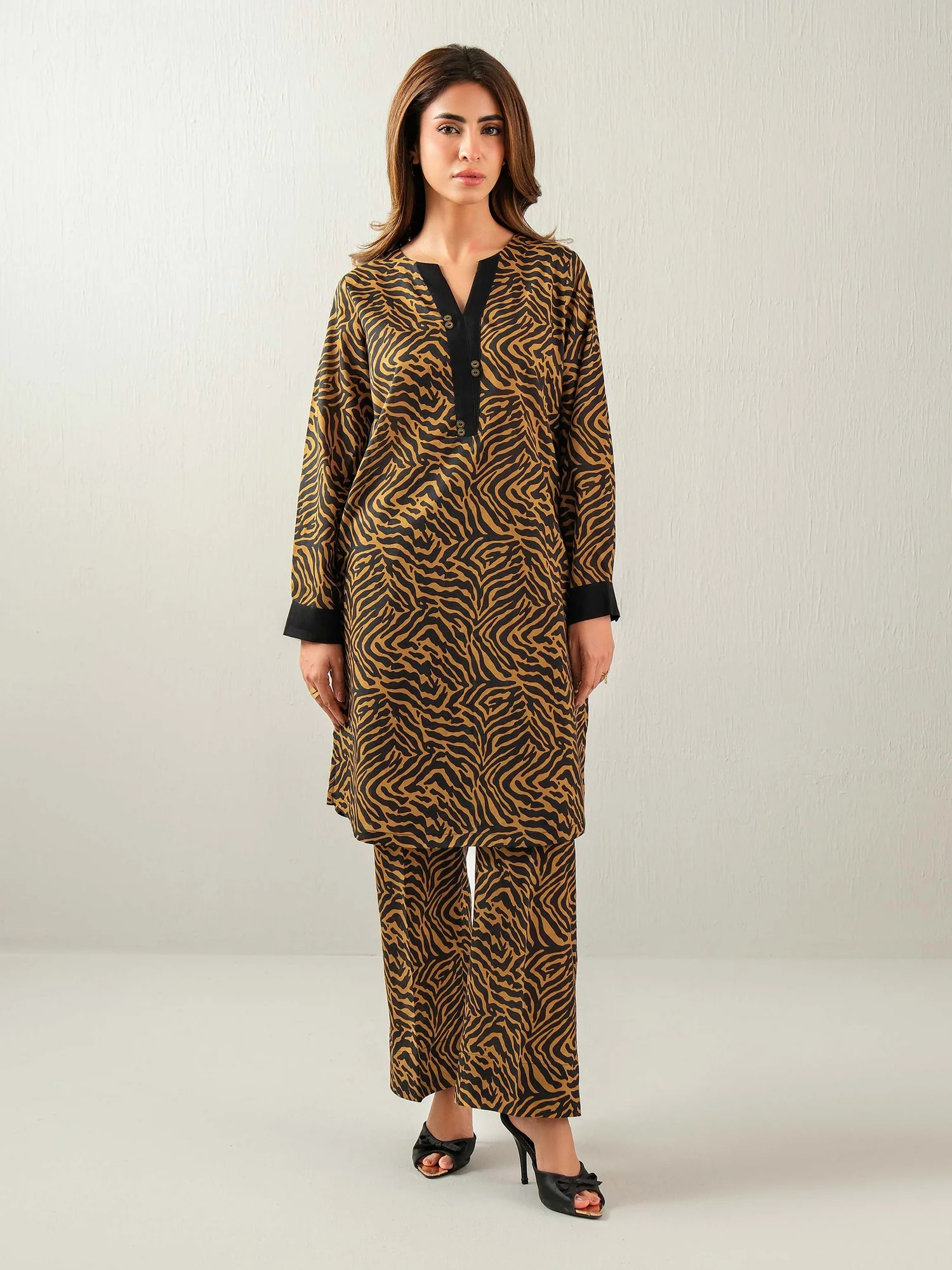 Khaddar Shirt-Printed (Unstitched)